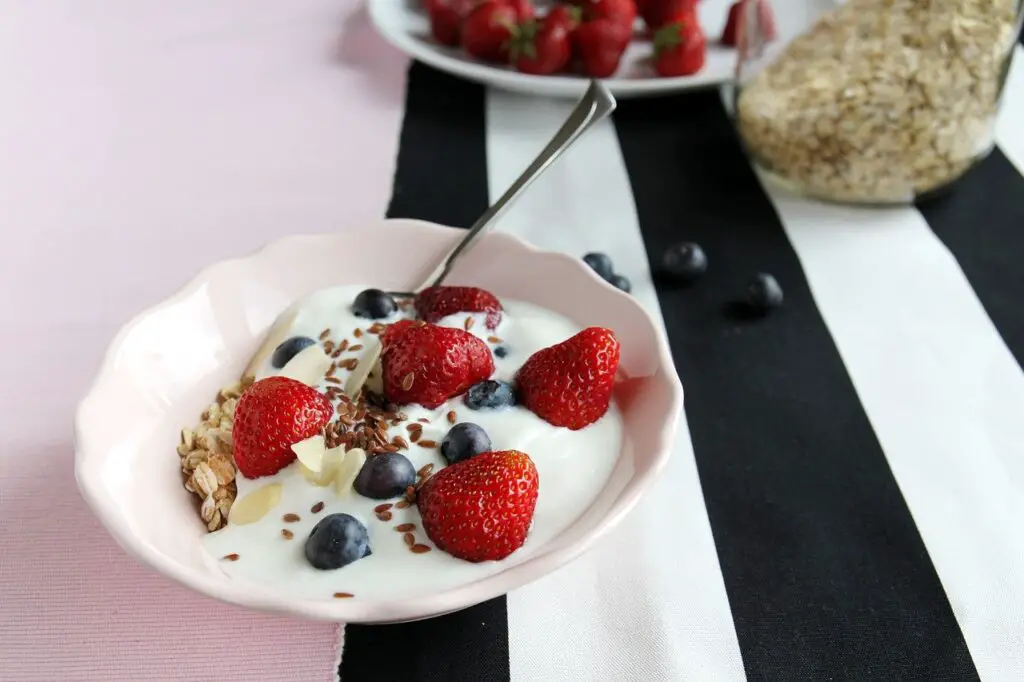 30 Food Truck Breakfast Menu Ideas For 2023 - Greek Yogurt