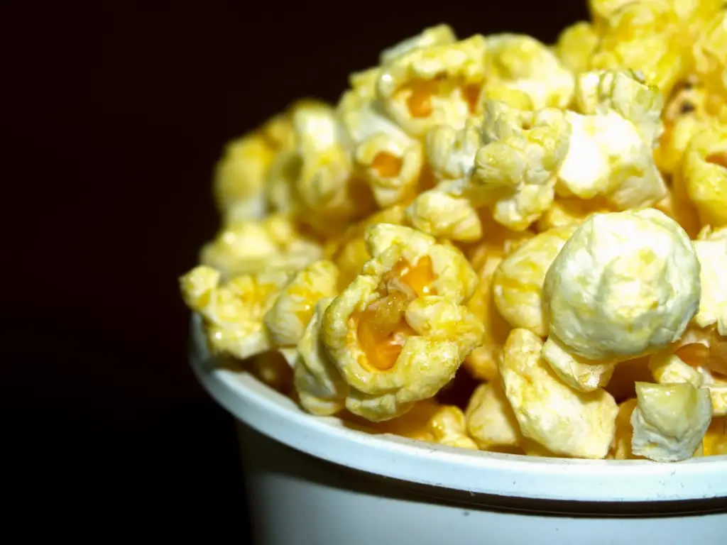 Best Food Truck Ideas For Weddings - Gourmet popcorn